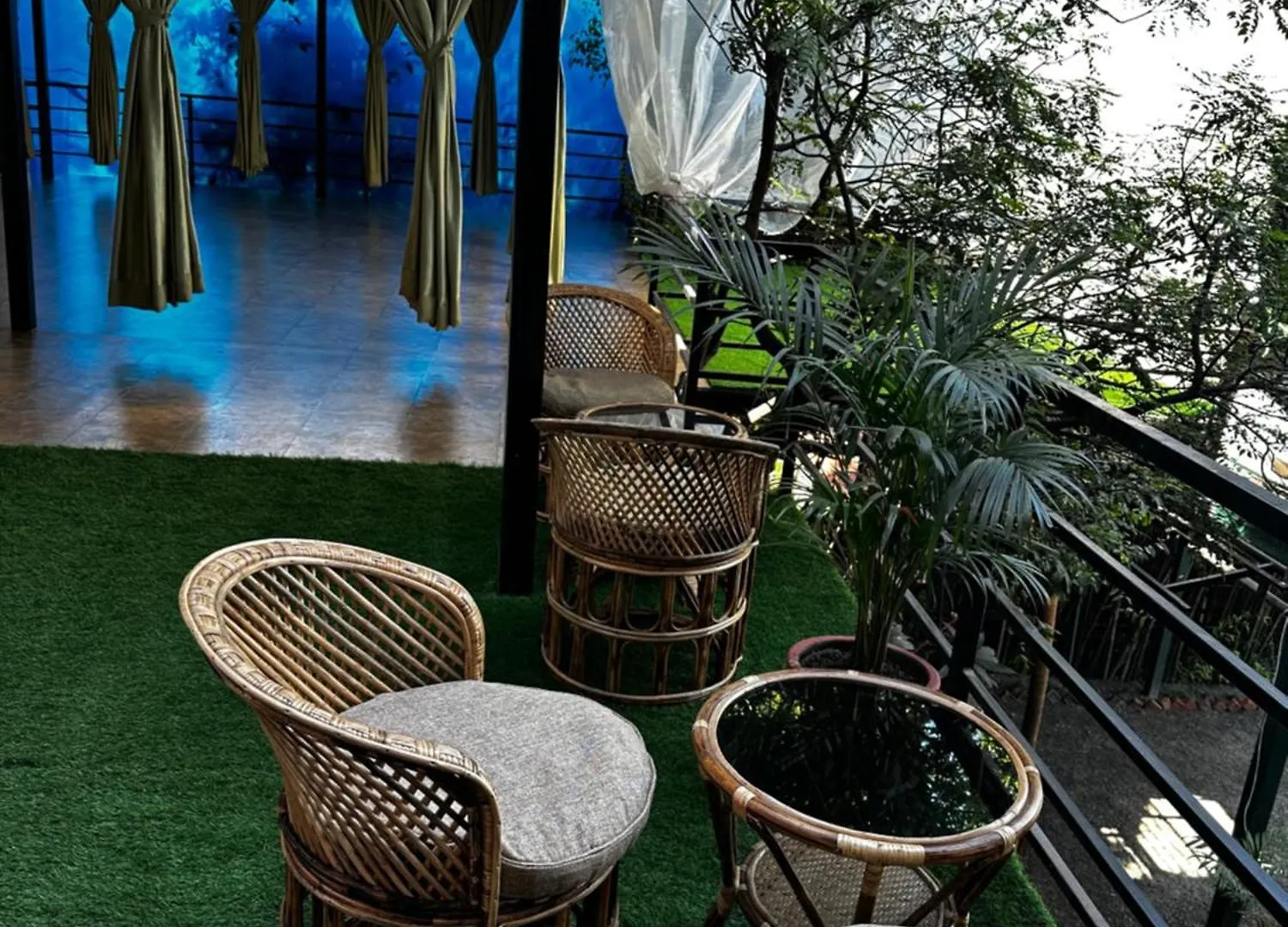 Institute Of Natural Medicine , Yoga & Therapy Home Kathmandu Nepal